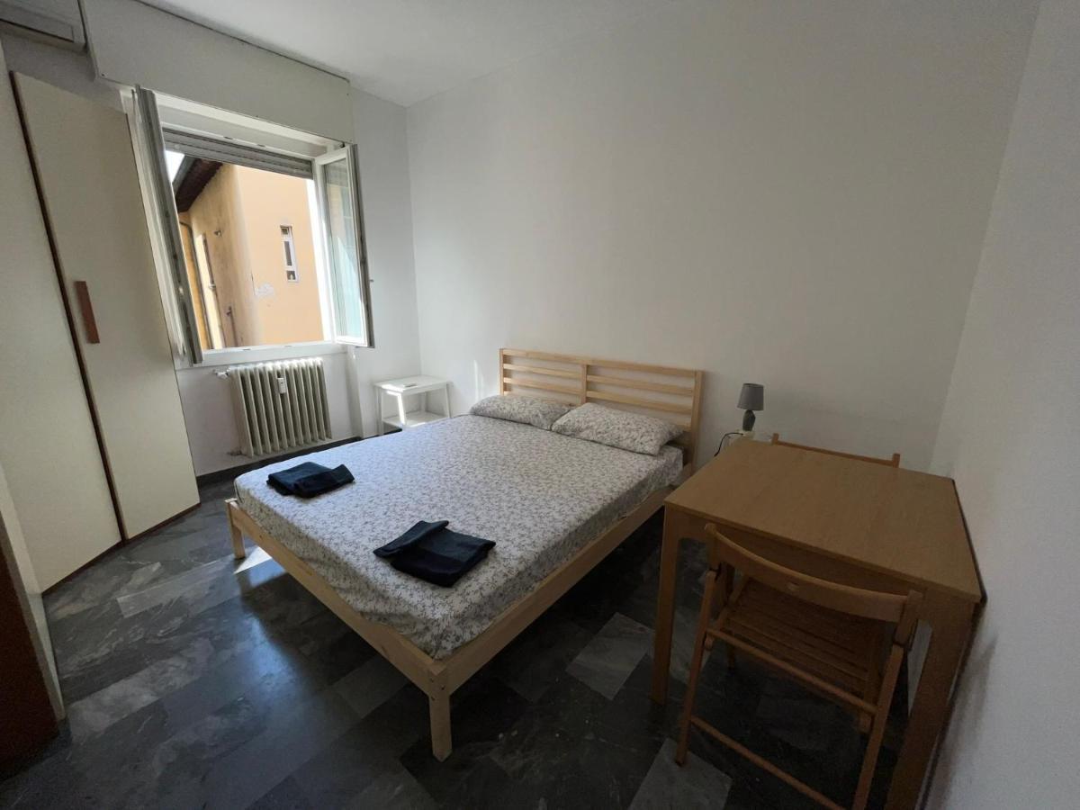 Bilocale Roggia Scagna 7 Appartement Milaan Buitenkant foto